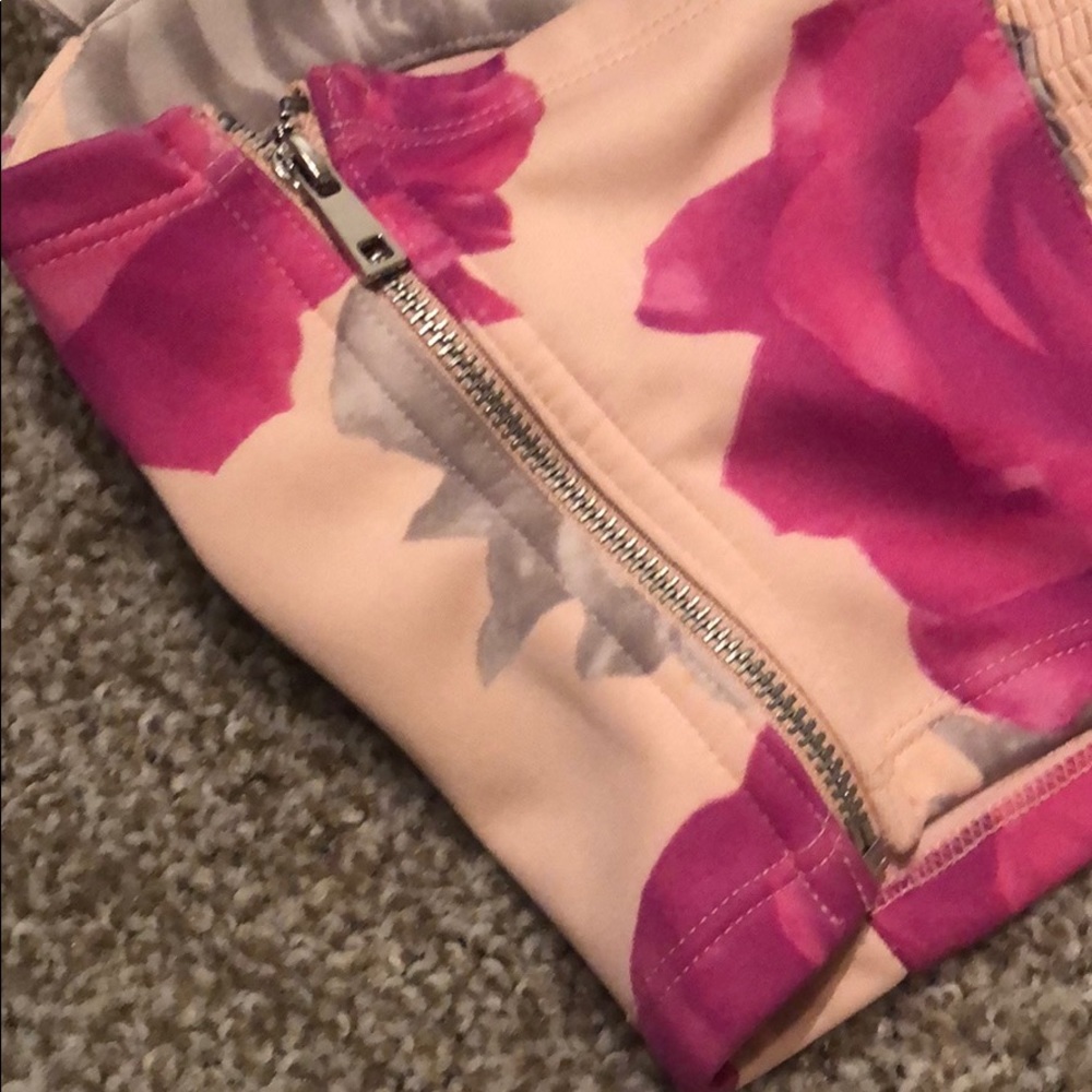 Bustier - Picture 4 of 4